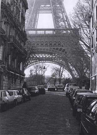 Framed Street View of &quot;La Tour Eiffel&quot; Print