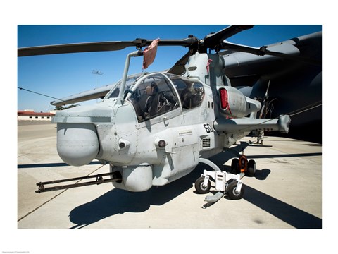 Framed AH-1Z Super Cobra attack helicopter Print