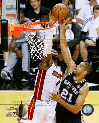 Framed LeBron James blocks Tim Duncan&#39;s shot Game 6 of the 2013 NBA Finals Print