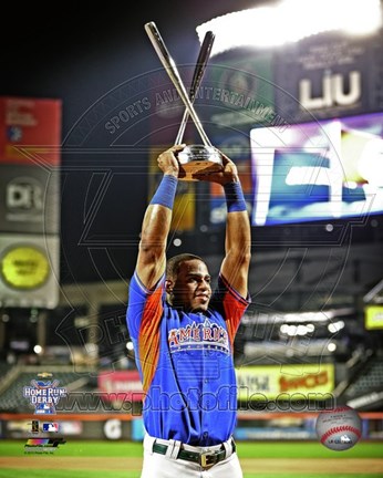 Framed Yoenis C?spedes of the Oakland Athletics posing with trophy after winning All-Star Home Run Derby on July 15, 2013 Print