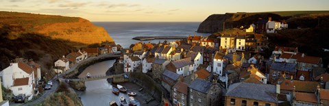 Framed High Angle View Of A Village, Staithes, North Yorkshire, England, United Kingdom Print
