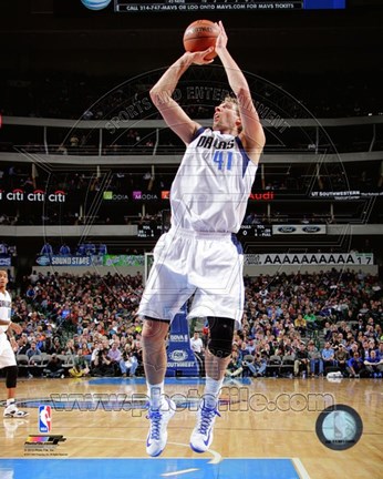 Framed Dirk Nowitzki Shooting Basketball Print