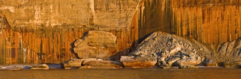 Framed Pictured rocks near a lake, Pictured Rocks National Lakeshore, Lake Superior, Upper Peninsula, Alger County, Michigan, USA Print