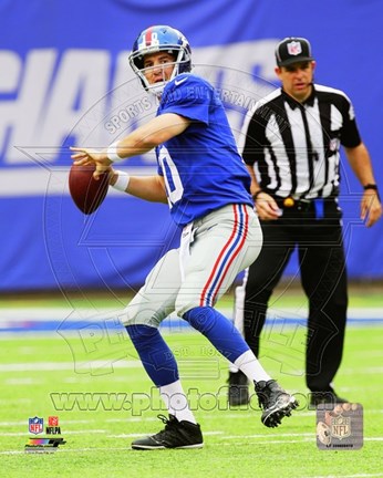 Framed Eli Manning on the field 2014 Print