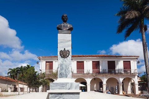 Framed Cuba, Pinar del Rio Province, Vinales town square Print