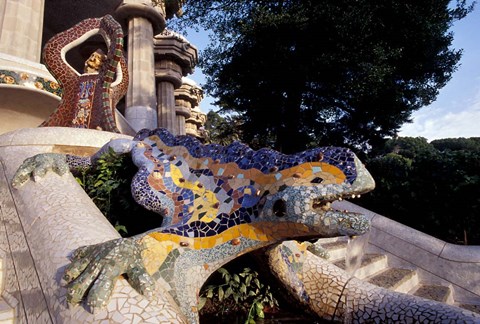 Framed Lizard Mosaic in Parc Guell, Barcelona, Spain Print