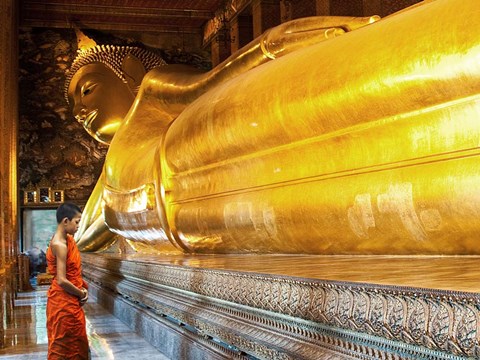 Framed Praying the reclined Buddha, Wat Pho, Bangkok, Thailand Print