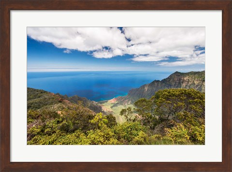 Framed Landscape View From Kalalau Lookout, Hawaii Print