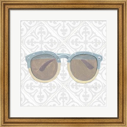 Framed Must Have Fashion I Gray White Print