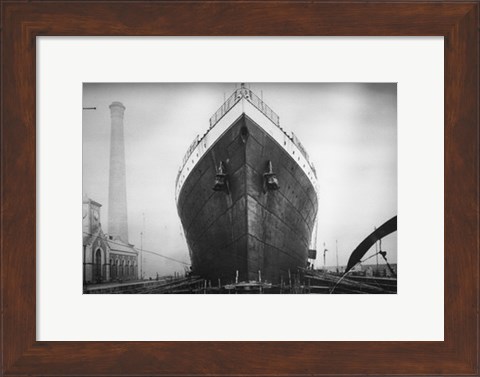 Framed Titanic at the Thompson Graving Dock Print