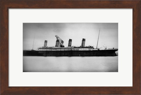 Framed Titanic - In action Print