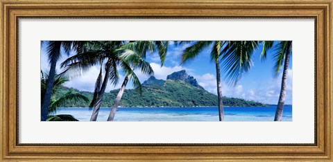 Framed Bora Bora, Tahiti, Polynesia Print
