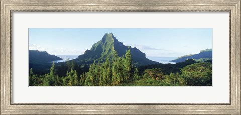 Framed Mountains at a coast, Belvedere Point, Mont Mouaroa, Opunohu Bay, Moorea, Tahiti, French Polynesia Print