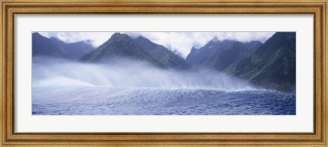 Framed Rolling waves and mountains, Tahiti, French Polynesia Print