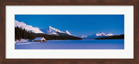 Framed Maligne Lake &amp; Canadian Rockies Alberta Canada Print