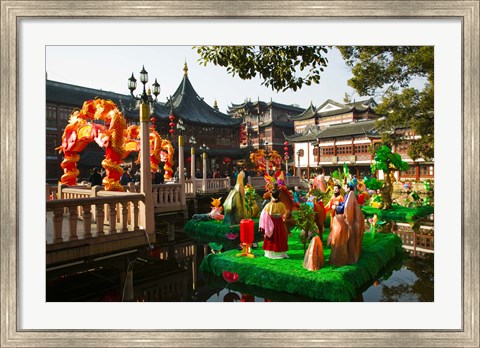 Framed Garden decorations by Mid-Lake Pavilion Teahouse, Yu Yuan Gardens, Shanghai, China Print