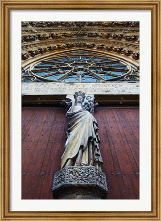Framed Virgin Mary statue with Jesus Christ at Reims Cathedral, Reims, Marne, Champagne-Ardenne, France Print