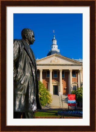 Framed Statue with a State Capitol Building in the background, Annapolis, Maryland, USA Print