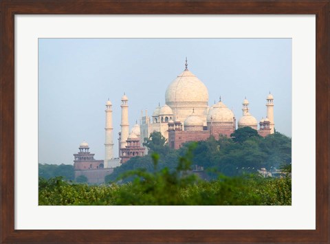 Framed Taj Mahal (UNESCO World Heritage site), Agra, India Print