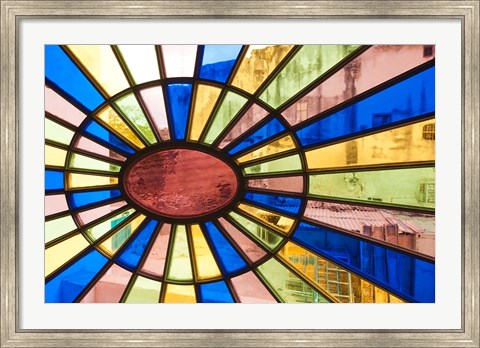 Framed Cuba, Havana, Palacio de la Artesania, glass Print