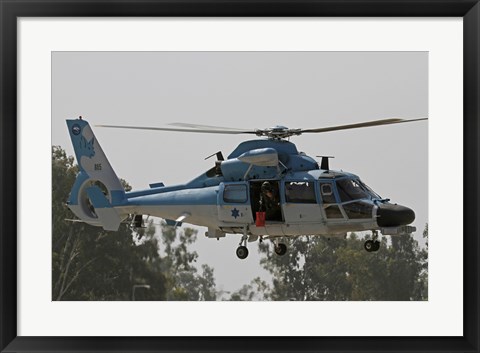 Framed AS-565 Atalef of the Israeli Air Force in a rescue demonstration Print