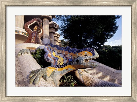 Framed Lizard Mosaic in Parc Guell, Barcelona, Spain Print