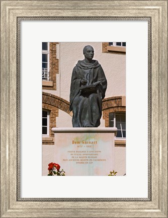 Framed Courtyard Statue, Reims, Champagne Print