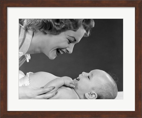 Framed 1950s Close-Up Profile Of Smiling Mother L Print