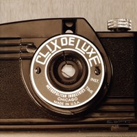 Clix de Luxe by Ed Goldstein - 10" x 10"