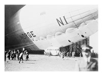 Norge Blimp Leaving Hanger Framed Print