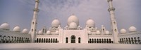 Low angle view of a mosque, Sheikh Zayed Mosque, Abu Dhabi, United Arab Emirates Fine Art Print