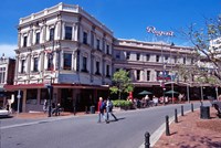 Cafe and Regent Theatre, Octagon, Dunedin, New Zealand Fine Art Print
