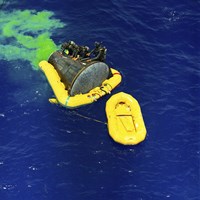 A US Navy Frogman Team Helps in the Recovery of the Gemini-Titan 4 spacecraft Fine Art Print