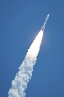 An Atlast V Rocket Carrying the Juno Spacecraft During a Midday Launch Fine Art Print