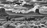 Monument Valley 15 Framed Print