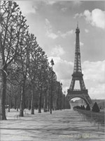 Views of Paris Promenade to the Eiffel Fine Art Print