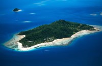 Castaway Island Resort, Mamanuca Islands, Fiji Fine Art Print