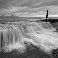 La Habana Waterfall Fine Art Print