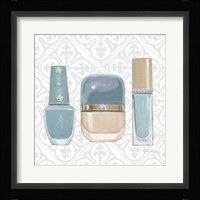 Must Have Fashion IV Gray White Framed Print