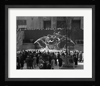 Group Of People At Rockefeller Center New York City Fine Art Print