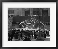 Group Of People At Rockefeller Center New York City Fine Art Print