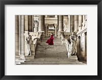 Dame  l'escalier Fine Art Print