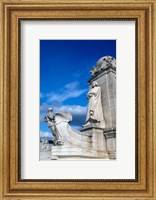 Statue of Christopher Columbus in front of railroad station, Union Station, Washington DC, USA Fine Art Print