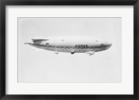 Norge Blimp Flying Framed Print