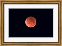 Total lunar eclipse taken near Calgary, Alberta, Canada Fine Art Print