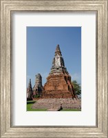 Wat Chaiwatthanaram Buddhist monastery, Chedi and Prang temples, Bangkok, Thailand Fine Art Print