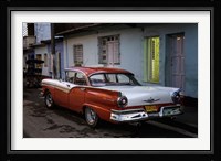 1950's era Ford Fairlane and colorful buildings, Trinidad, Cuba Fine Art Print