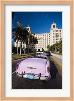 Cuba, Havana, Hotel Nacional, 1950s Classic car Fine Art Print