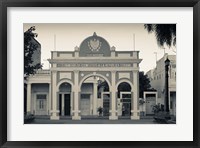 Cuba, Parque Jose Marti, Arco de Triunfo Fine Art Print