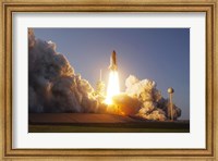 Space Shuttle Discovery lifts off from its Launch Pad at Kennedy Space Center, Florida Fine Art Print